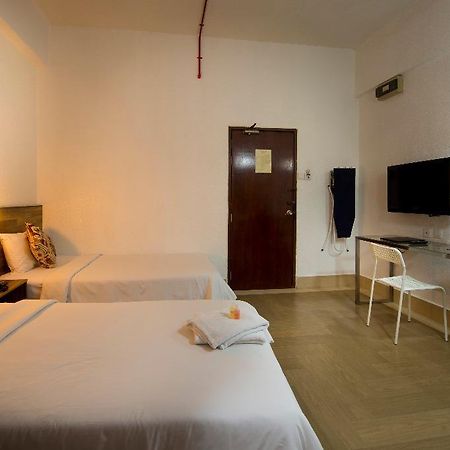 Dynasty Inn Кота Бару Екстериор снимка