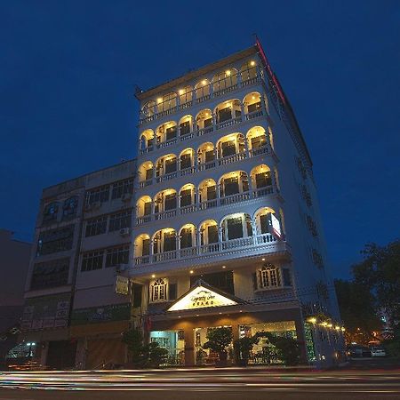 Dynasty Inn Кота Бару Екстериор снимка